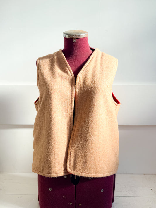 Wool Vest - Beige & Red